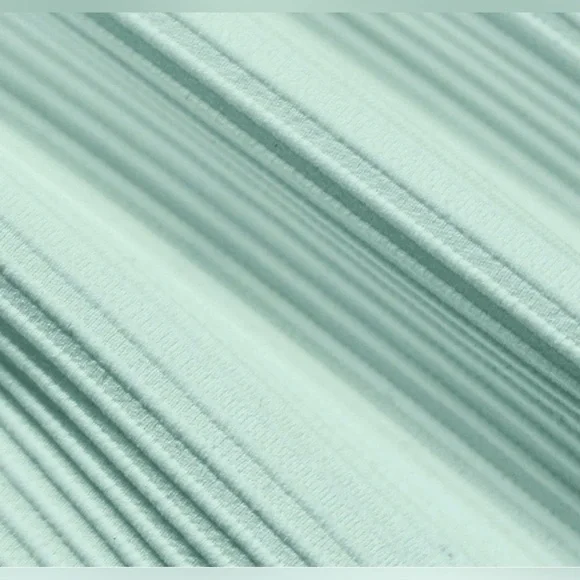 Berlook Twist Backless Bikini Set, NWT - Picture 8 of 9